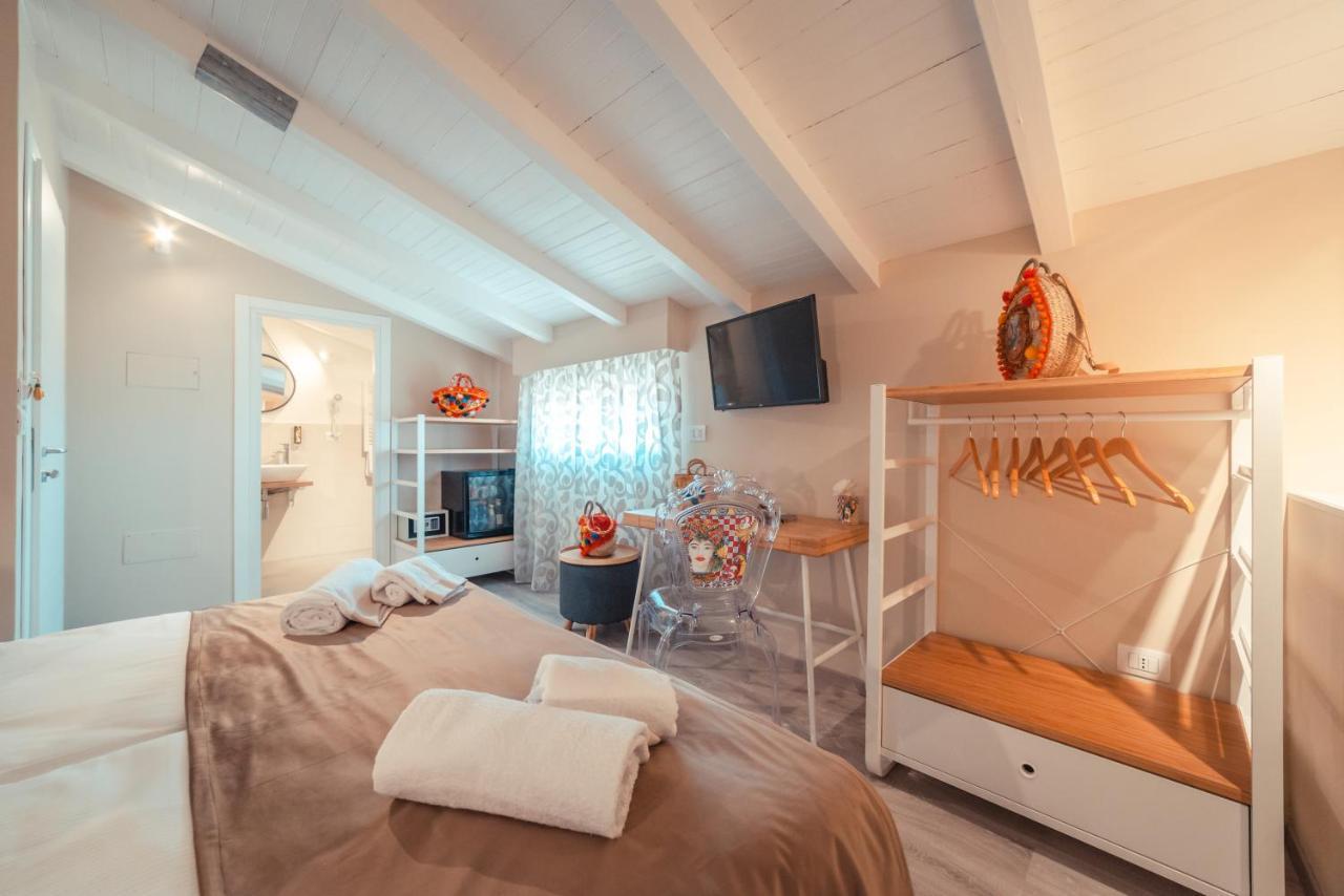 A'Coffa Rooms 陶尔米纳 外观 照片
